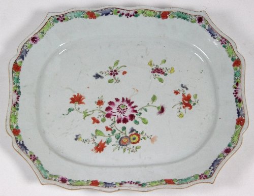 Appraisal: A Chinese famille rose meat plate th Century decorated floral