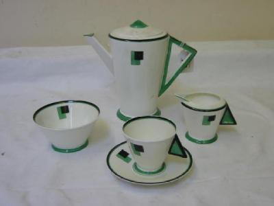 Appraisal: A SHELLEY CHINA VOGUE SHAPE PART COFFEE SET for six