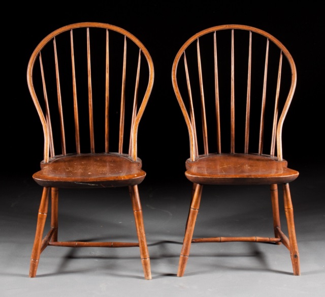 Appraisal: Four American mixed wood Windsor chairs early th century balloon-back