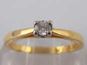 Appraisal: A yellow metal tests carat gold diamond solitaire ring approx