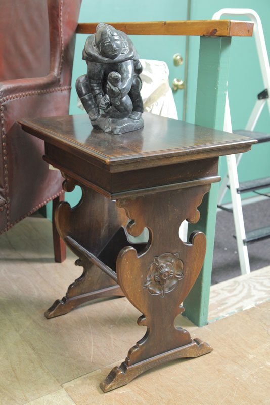 Appraisal: KITTINGER CARVED MAHOGANY SIDE TABLE Having a lift-top and cut