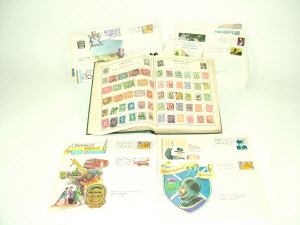 Appraisal: A collection of world postage stamps in albums covers and