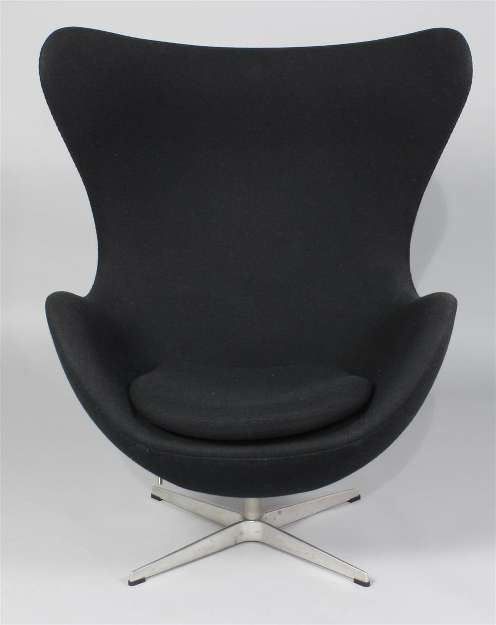 Appraisal: VINTAGE ARNE JACOBSEN EGG CHAIR PRODUCED BY FRITZ HANSEN Arne