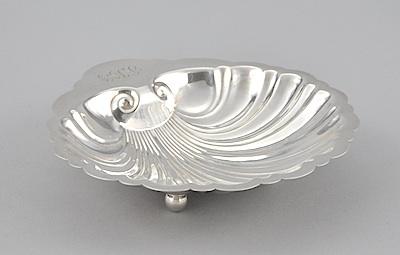 Appraisal: A Sterling Silver Shell-Shape Dish American ca th Century Monogramed