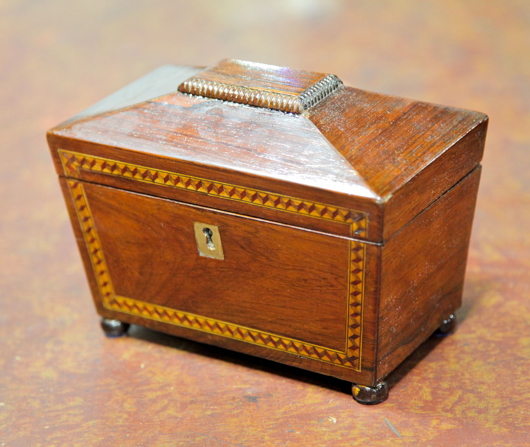 Appraisal: TEA CADDY English mid th century Footed tea caddy with