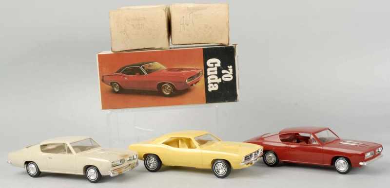 Appraisal: Lot of Barracuda Promotional Muscle Car Toys Description Includes two