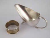 Appraisal: A very stylish silver plated butter sauce or cream boat