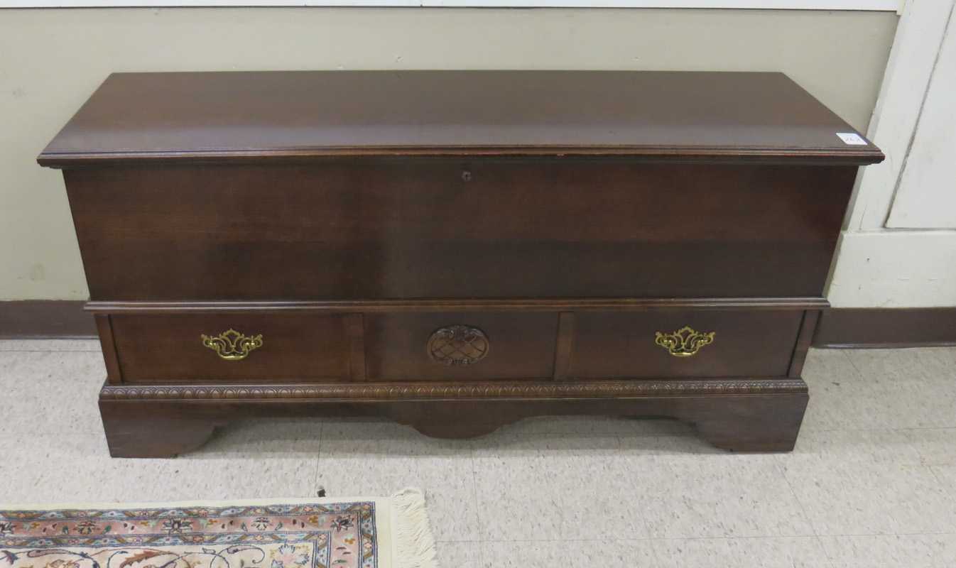 Appraisal: LIFT TOP MAHOGANY CEDAR BLANKET CHEST The Lane Company Altavista