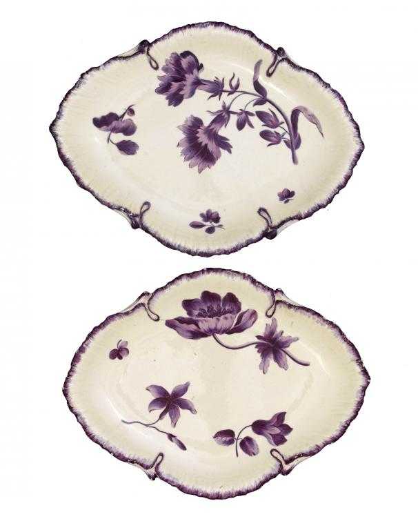 Appraisal: A PAIR OF WEDGWOOD QUEEN'S WARE DESSERT DISHES of shell