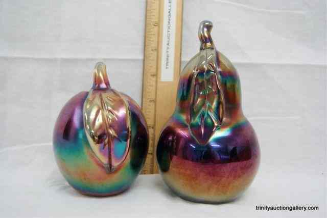 Appraisal: St Clair Purple Iridescent Glass Apple PearThis is for St