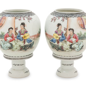 Appraisal: A Pair of Chinese Famille Rose Porcelain Lanterns TH CENTURY