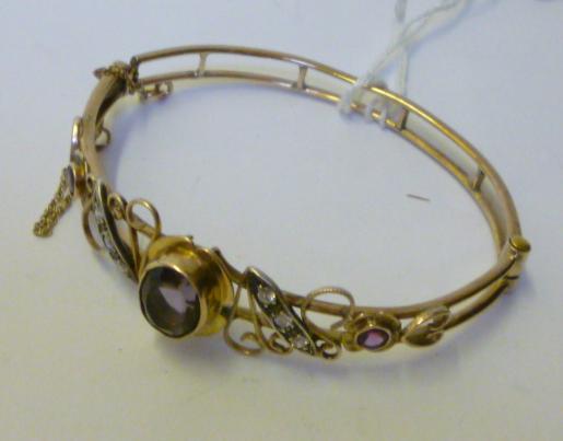 Appraisal: A VICTORIAN WIREWORK STIFF HINGED BANGLE the open upper section