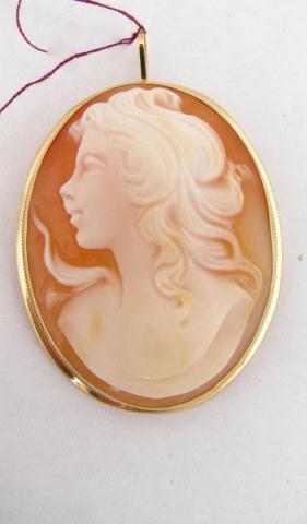 Appraisal: Antique Style k YG Bezel Carved Shell Cameo