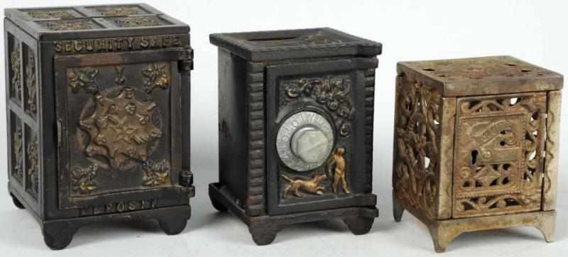 Appraisal: Lot of Cast Iron Safe Still Banks Condition Excellent Size