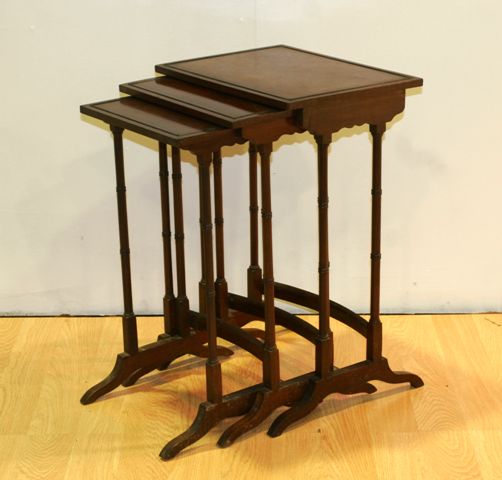 Appraisal: An nest of three Edwardian mahogany tables the largest cm