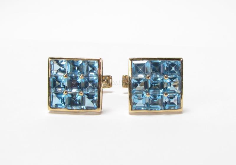 Appraisal: A pair of K yellow gold cufflinks each with nine