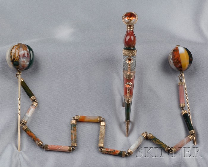 Appraisal: Two Victorian Scottish Agate Jewelry Items a fine cloak pin