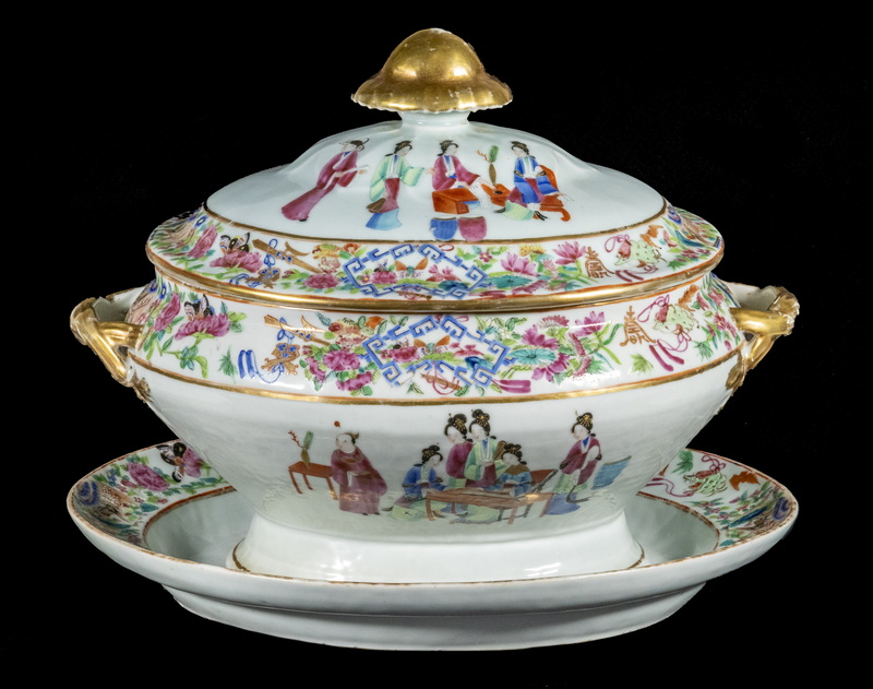 Appraisal: CHINESE EXPORT SOUP TUREEN AND STAND Chinese Export Famille Rose