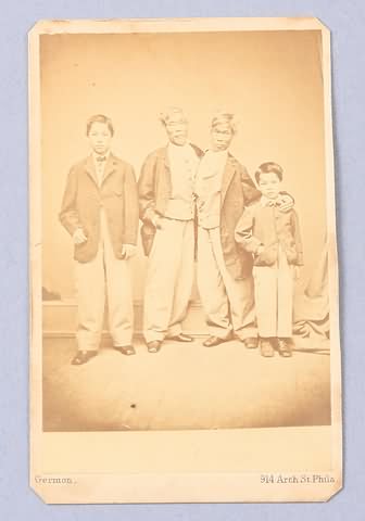 Appraisal: Carte-de-visite photograph of a full length standing Chang Bunker and