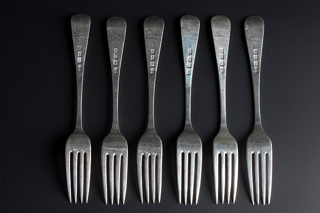 Appraisal: A SET OF SIX SILVER HANOVARIAN PATTERN DESSERT FORKS Dublin