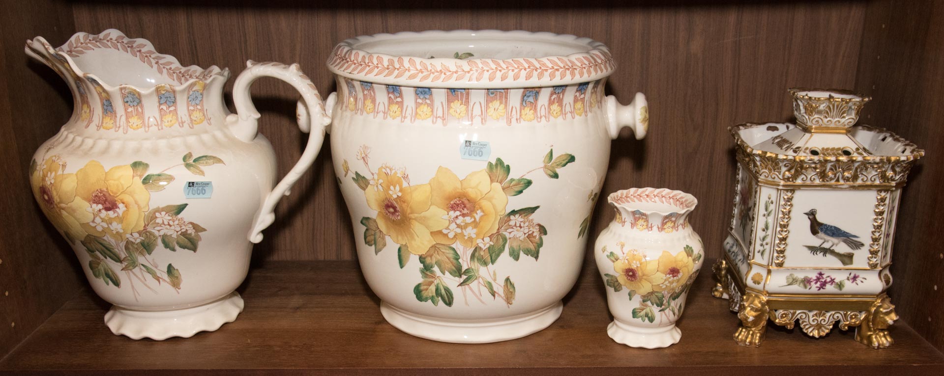 Appraisal: Assorted porcelain items including partial English wash set and a