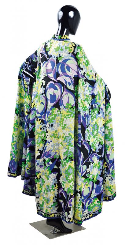 Appraisal: A 'S FULL LENGTH PUCCI CAPE Fine wool fabric leaf