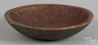 Appraisal: Small turned bowl th c retaining a green surface ''