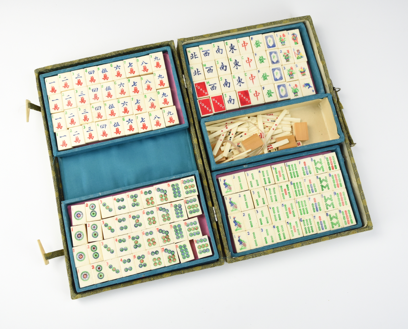 Appraisal: SET OF ANTIQUE CHINESE MAHJONG W CASE a Chinese late