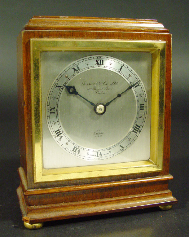 Appraisal: Elliott mahogany cased mantel clock with silvered dial retailed by