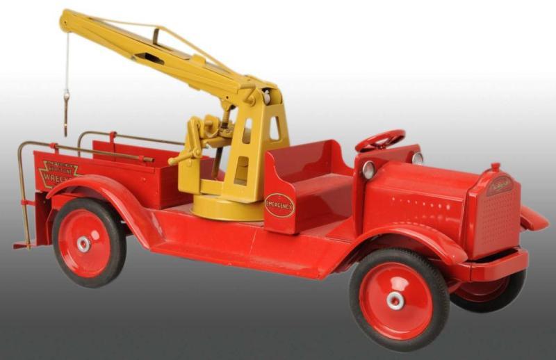 Appraisal: Pressed Steel Keystone Wrecker Truck Toy Description Circa Packard open