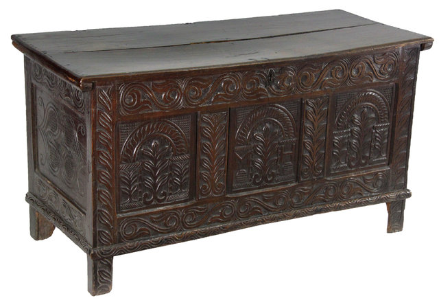 Appraisal: A th Century oak chest circa the two-plank top upon