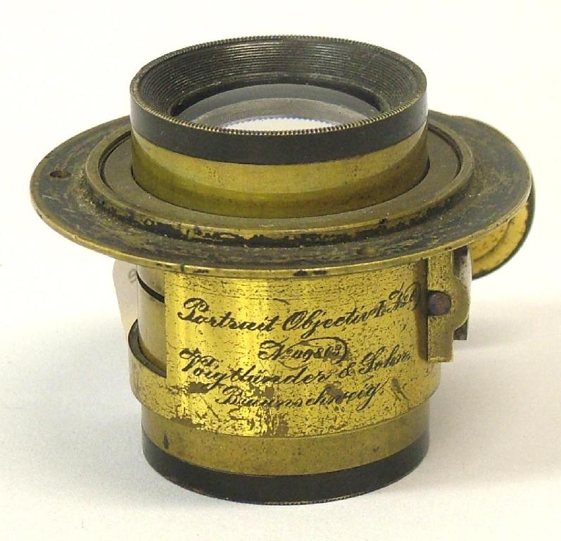 Appraisal: Voigtlander Sons brass bound portrait objective lens with rack pinion