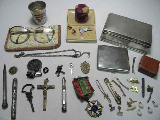 Appraisal: Lot of assorted estate items Includes a pair of eyeglasses