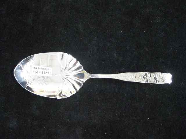 Appraisal: Towle Victorian Sterling Pie or Cake Server ''Orchids'' pattern ''