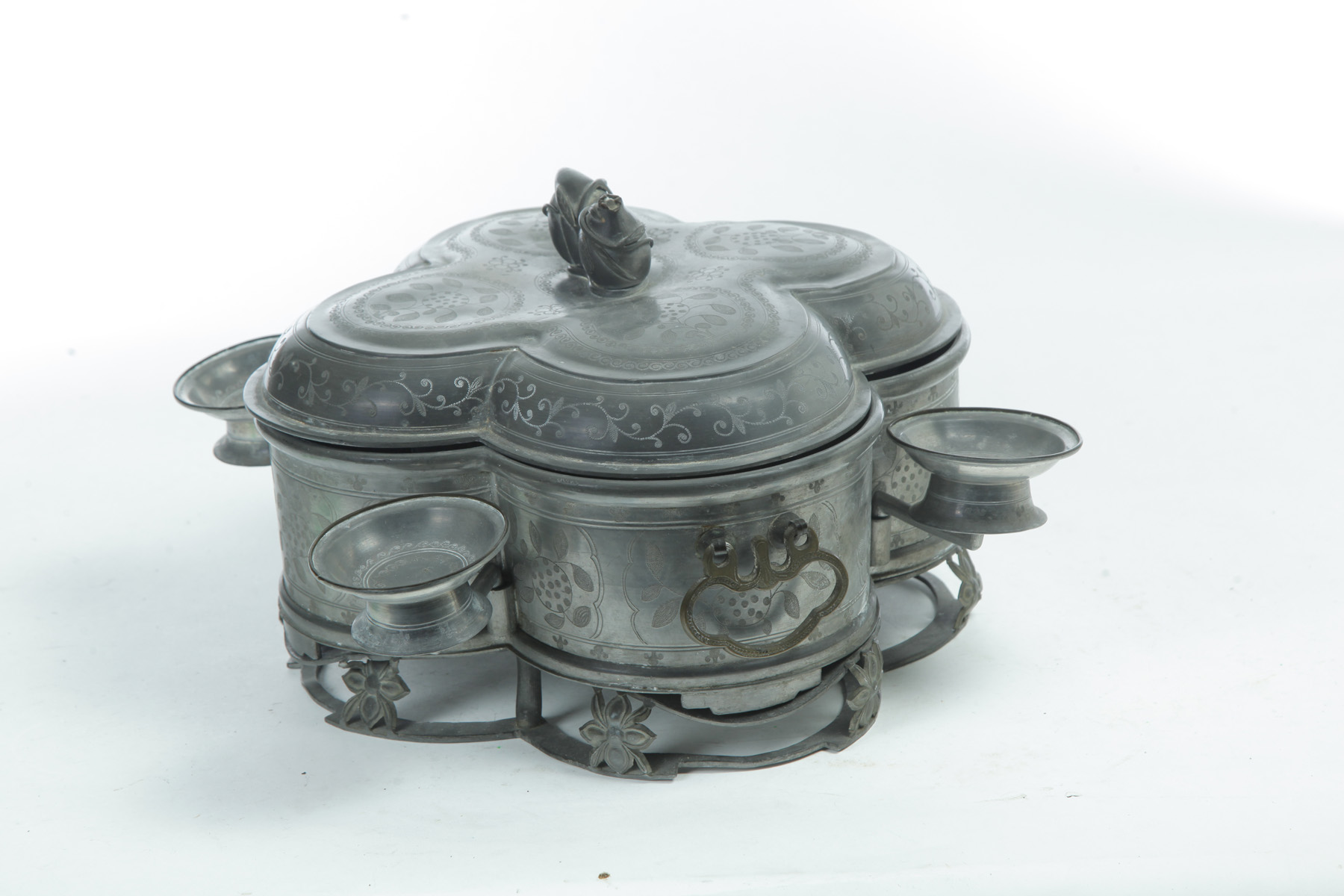 Appraisal: CHINESE PEWTER COVERED SERVING DISH Early th century Quatrefoil form