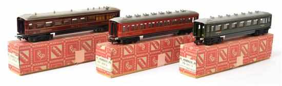 Appraisal: Three M rklin HO Gauge Passenger Cars K green with