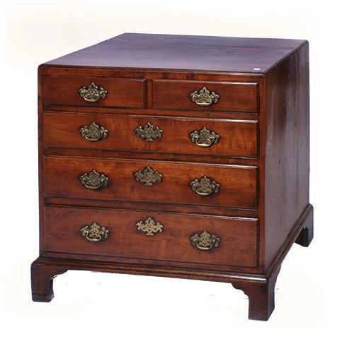 Appraisal: AN TH CENTURY FRUITWOOD 'CADDY TOP' STRAIGHT FRONT CHEST of