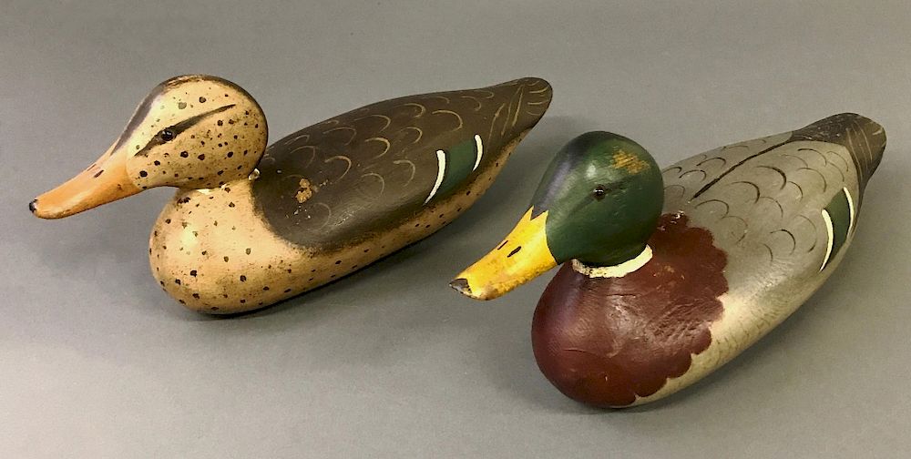 Appraisal: Pair of Mason Mallard Decoys Pair of Mason standard grade