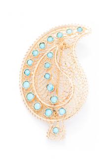 Appraisal: A TURQUOISE FILIGREE BROOCH A TURQUOISE FILIGREE BROOCHSet in karat