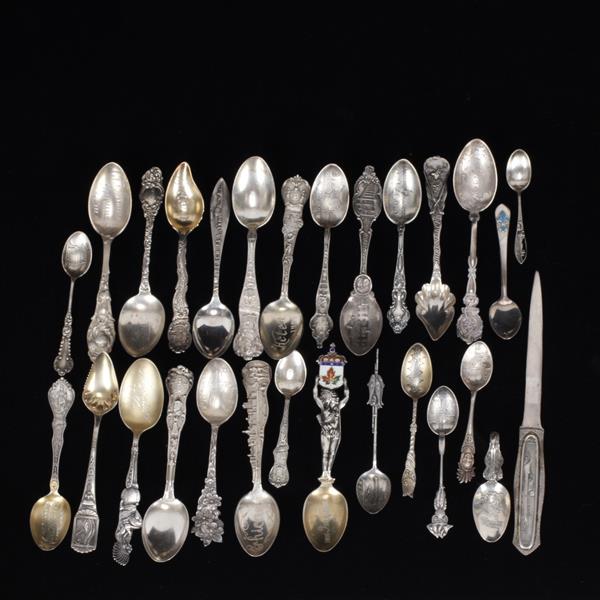 Appraisal: Lot of sterling silver souvenir spoons including St Louis World's