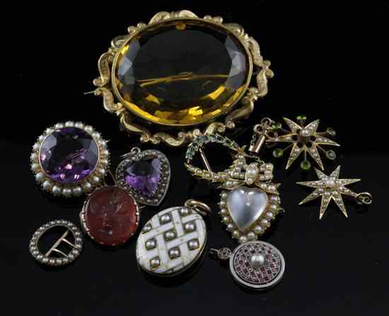 Appraisal: A group of assorted jewellery including a ruby diamond and