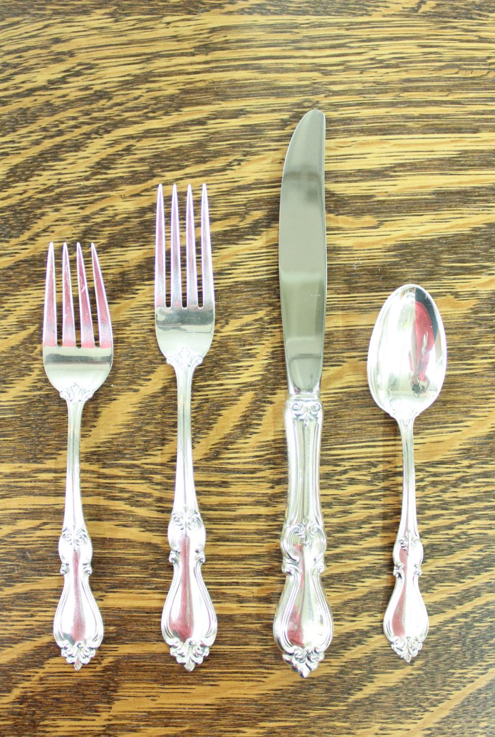 Appraisal: TOWLE QUEEN ELIZABETH I STERLING SILVER FLATWARE SET pieces comprised