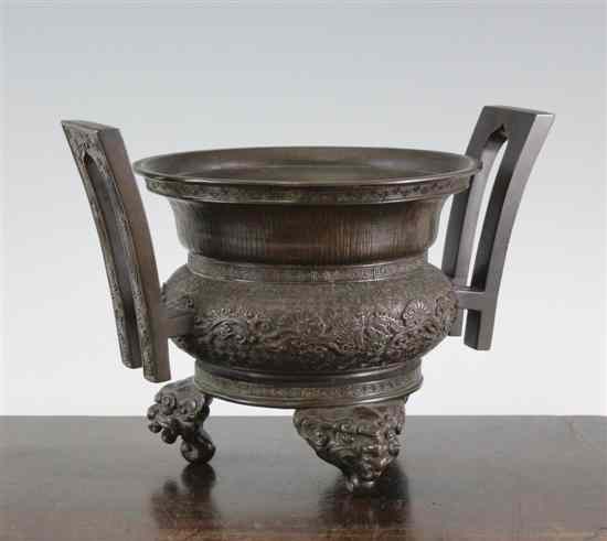 Appraisal: A Japanese bronze koro Edo period th th century the