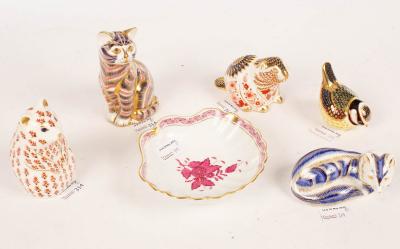 Appraisal: Five Royal crown Derby paperweights and a Herend shell-shaped dish