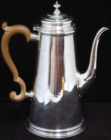 Appraisal: TH CENTURY QUEEN ANNE STYLE ENGLISH STERLINGSILVER COFFEE POT WITH