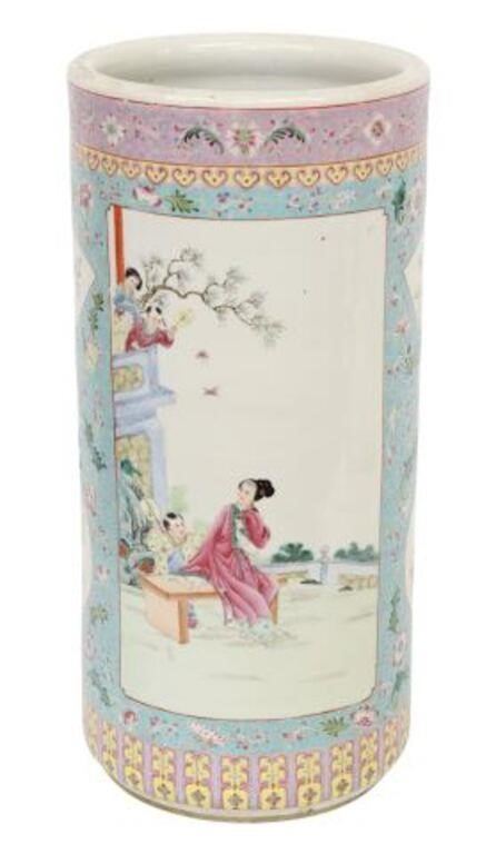 Appraisal: Chinese famille rose porcelain umbrella stand of cylindrical form having