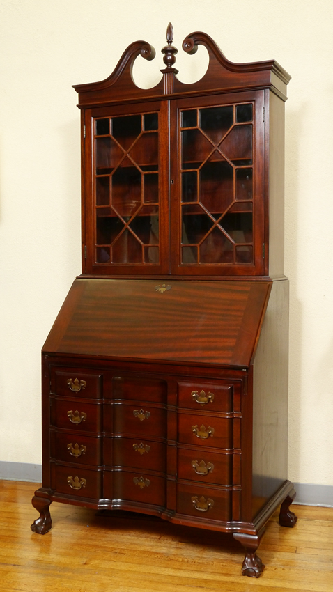 Appraisal: MADDOX CHIPPENDALE STYLE BLOCK FRONT SECRETARY Two part mahogany secretary