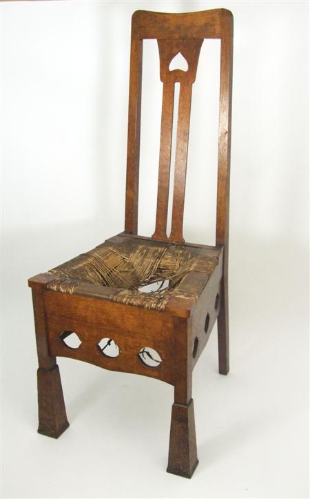 Appraisal: ART NOUVEAU OAK SIDE CHAIR CIRCA the tall tapering back