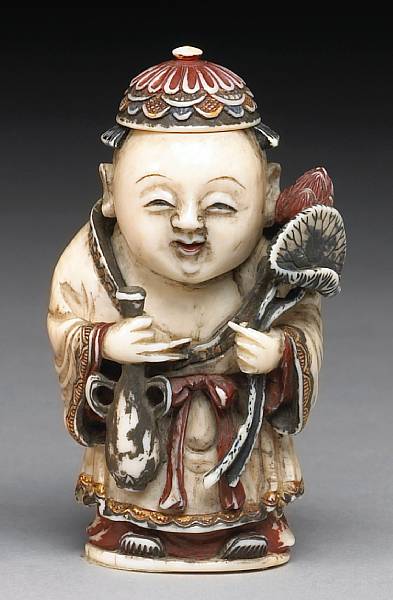 Appraisal: A painted ivory snuff bottle Late Qing Republic Period Probably