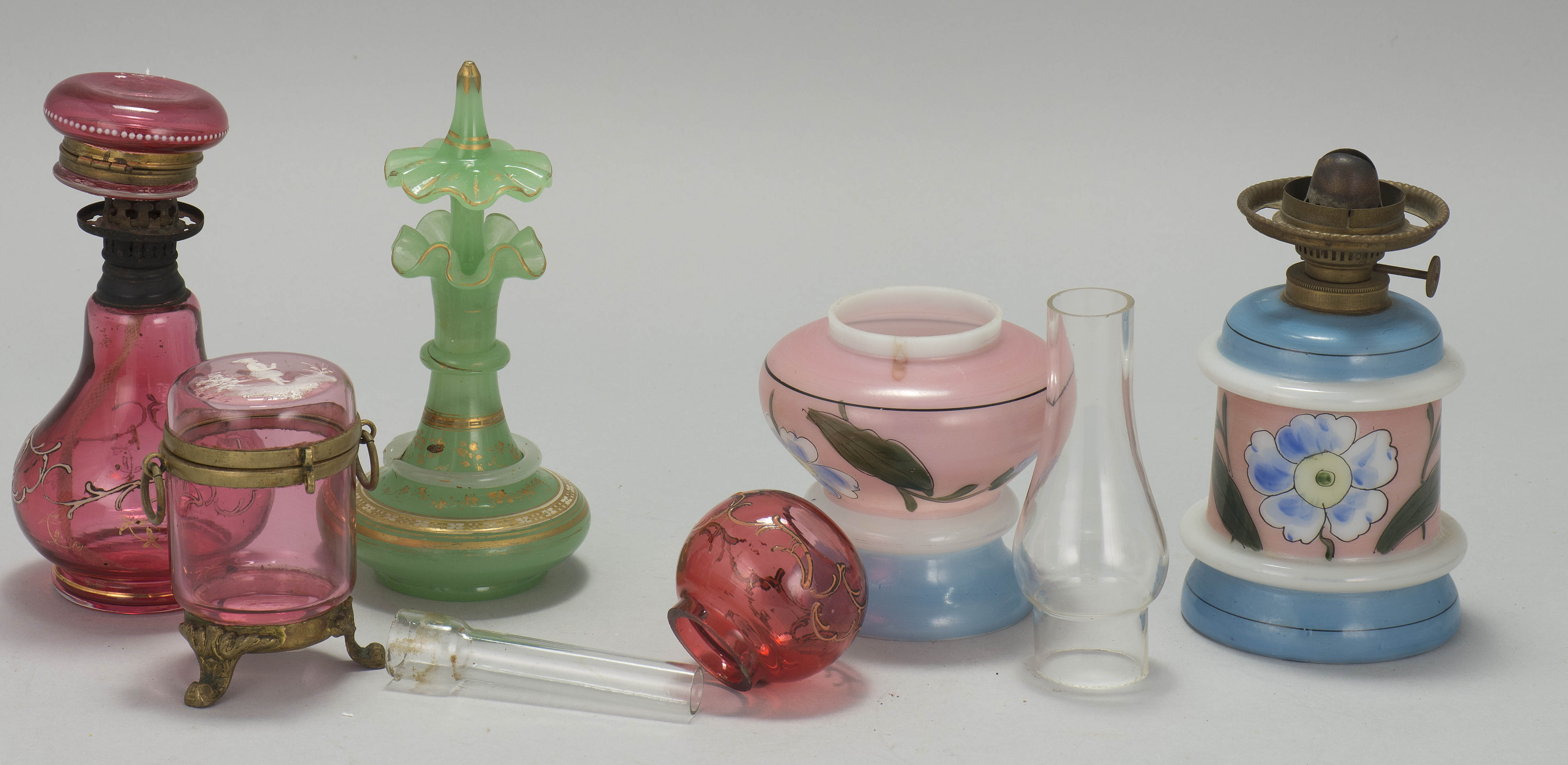 Appraisal: FIVE PIECES OF ART GLASS By various makers Includes green